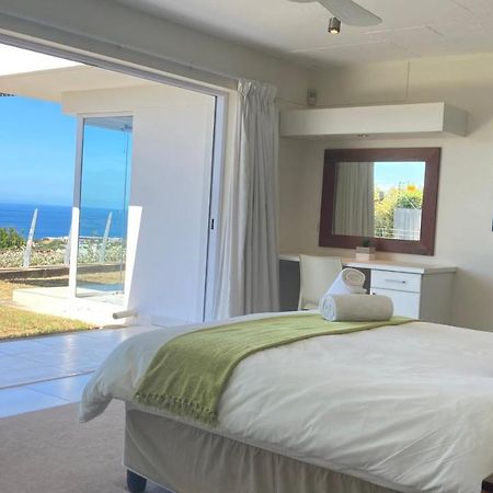 Stylish Holiday Home With Amazing Sea Views เพลตเตนเบิร์กเบย์ ภายนอก รูปภาพ