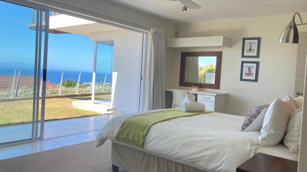 Stylish Holiday Home With Amazing Sea Views เพลตเตนเบิร์กเบย์ ภายนอก รูปภาพ